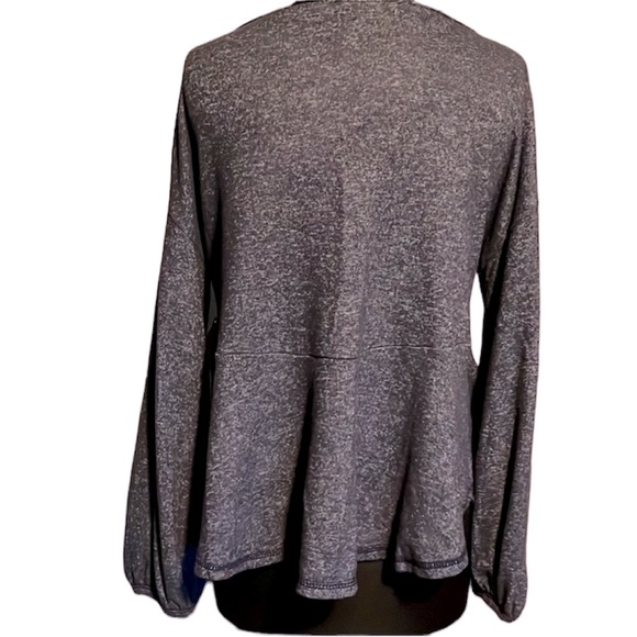 NWT Altar’d State Zyra Balloon Sleeve Top - Picture 2 of 6